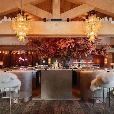 De Luxe A 1850, Acces Et Bien-etre Inclus - Fr-1-830-15 * Courchevel