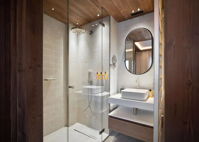 De Luxe A 1850, Acces Et Bien-etre Inclus - Fr-1-830-15 كورشوفيل